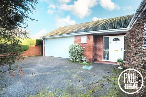 3 bedroom detached bungalow for sale, Carrs Hill Close, Costessey, NR8