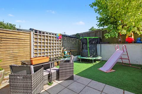 2 bedroom house for sale, Gould Close, Street