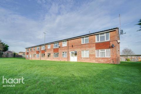 Calamint Road, Witham