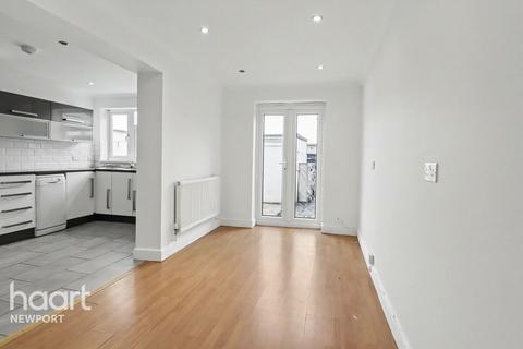 3 bedroom terraced house for sale, Durham Road, Newport