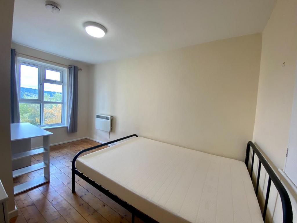 Bedroom 2.jpeg