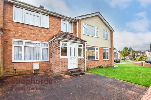 3 bedroom terraced house for sale, Fairfield Walk, Cheshunt EN8