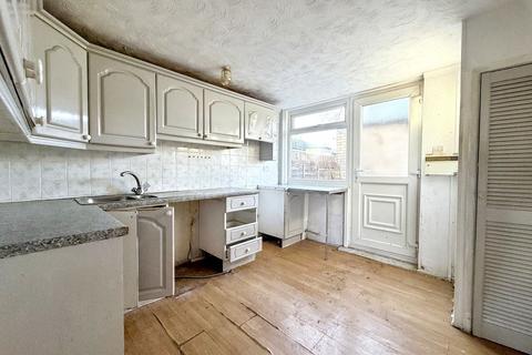 3 bedroom end of terrace house for sale, Leven Walk, Peterlee, Durham, SR8 1HG