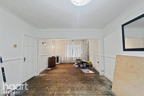 3 bedroom terraced house for sale, Chapel Farm Terrace, Newport