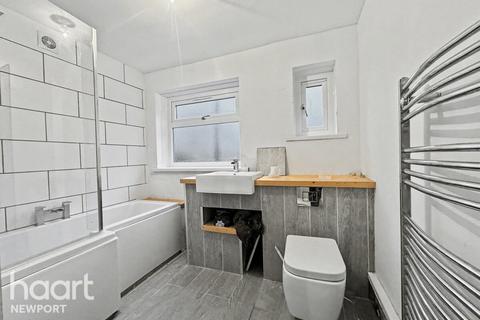 3 bedroom terraced house for sale, Chapel Farm Terrace, Newport