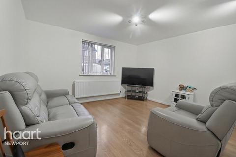 undefined, Flavius Close, Newport