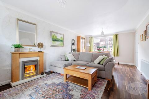 undefined, Stoneham Close, Petersfield, Hampshire, GU32