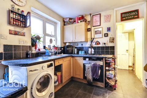 3 bedroom terraced house for sale, Barrett Road, Norwich