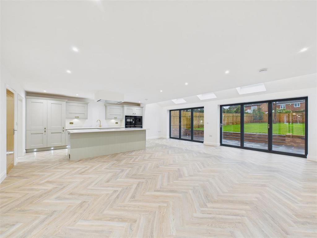 Amazing Living/Dining/Kitchen