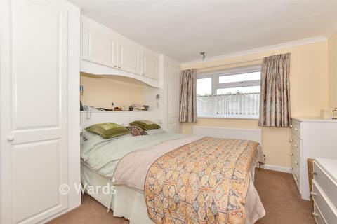 4 bedroom detached house for sale, Durnford Close, Canterbury, Kent