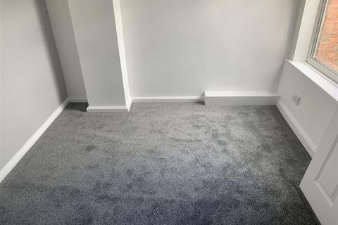 3 bedroom terraced house to rent, Flamstead Road, Ilkeston - NO APP FEES - DSS CONSIDERED