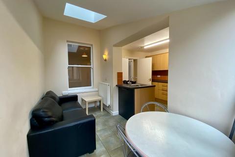 undefined, Victoria Terrace, Bath BA2