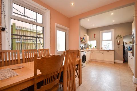 3 bedroom terraced house for sale, Downs Road, Hastings