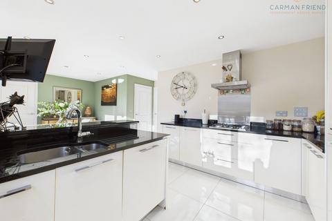 3 bedroom detached house for sale, Kohima Crescent, Saighton, CH3