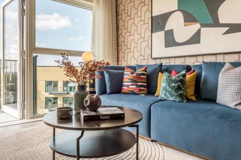 undefined, Kew Bridge Rise, London, TW8