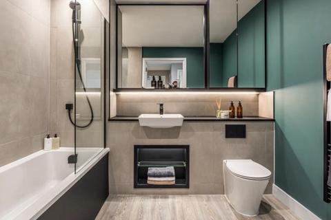 undefined, Kew Bridge Rise, London, TW8