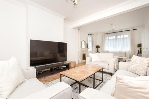 5 bedroom detached house for sale, Moat Lane, Erith DA8