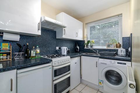 undefined, St. Arvans Close, Croydon