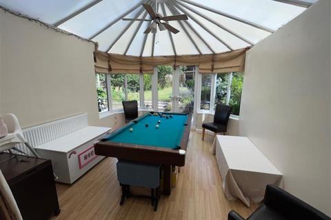 3 bedroom semi-detached house to rent, Mayall Drive, Sutton Coldfield, West Midlands, B75