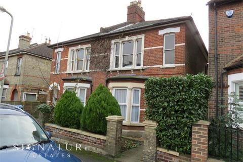 1 bedroom in a house share to rent, Malden Road Watford Hertfordshire