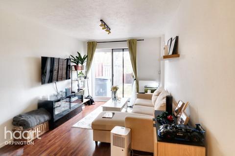 1 bedroom terraced house for sale, Sandpiper Way, Orpington