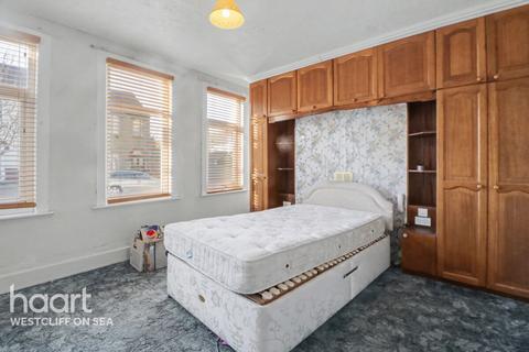 1 bedroom flat for sale, Fairmead Avenue, Westcliff-On-Sea