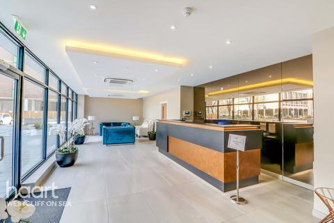 2 bedroom flat for sale, Victoria Avenue, SOUTHEND-ON-SEA