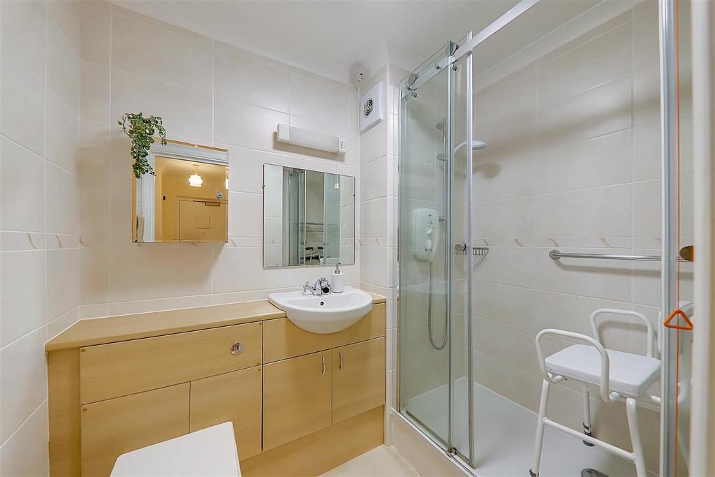 Shower Room/W.C