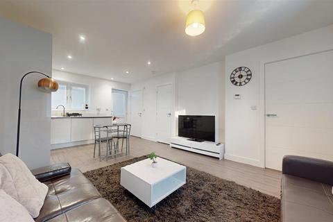 2 bedroom terraced house for sale, Selkirk Drive, Milton Keynes MK14