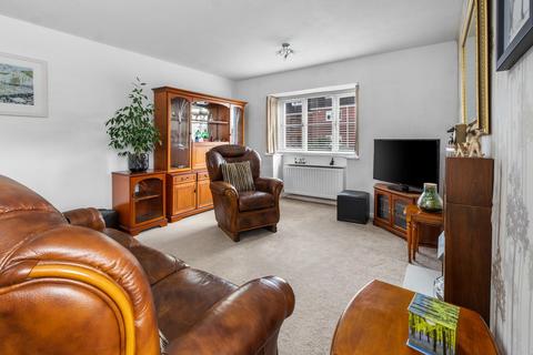 undefined, Flat 3, Raglan Court, 30 New Road, Bromsgrove B60 2JJ