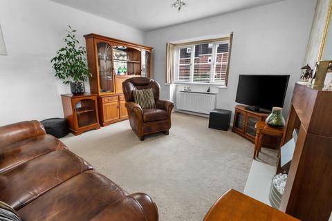 undefined, Flat 3, Raglan Court, 30 New Road, Bromsgrove B60 2JJ