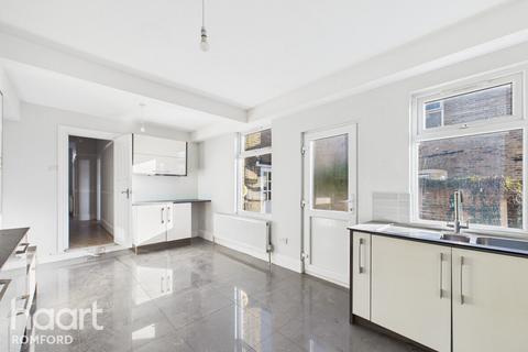 3 bedroom semi-detached house for sale, Princes Road, Romford, RM1 2SR