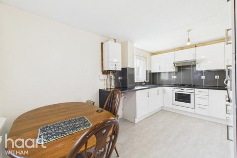3 bedroom semi-detached house for sale, Longfield, Witham