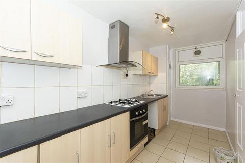 1 bedroom flat to rent, Goldsmith Road, Peckham SE15