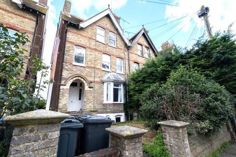 1 bedroom flat to rent, Old Dover Road, Canterbury, Kent, CT1