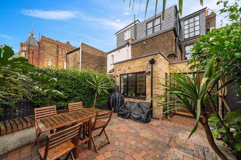 3 bedroom terraced house for sale, Kenmont Gardens, College Park, Kensal Green, London NW10