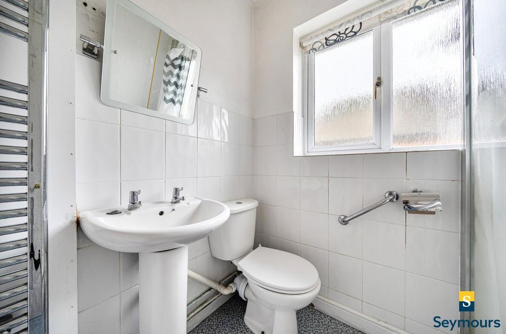 Family Shower Room