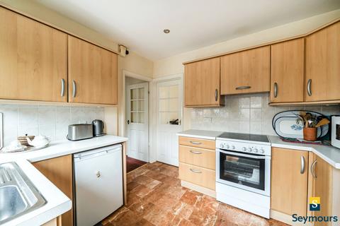 3 bedroom detached house for sale, Louis Fields, Guildford GU3