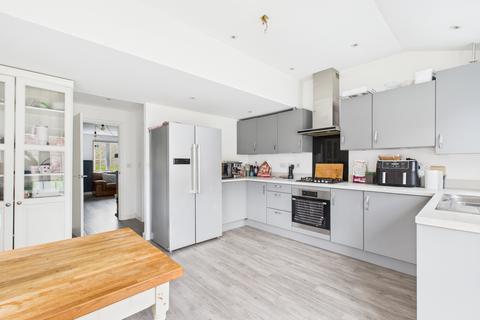 3 bedroom terraced house for sale, Grindall Field, Wickham, PO17 6FF