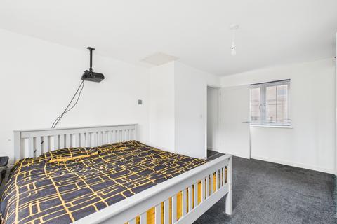 3 bedroom terraced house for sale, Grindall Field, Wickham, PO17 6FF