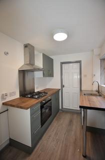 3 bedroom terraced house to rent, Vergette Street, Eastfield, Peterborough, PE1