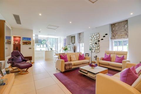 undefined, Morris House, Hensol Castle Park, Hensol, Pontyclun, CF72 8GN