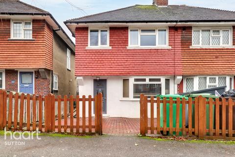 Avon Close, Sutton