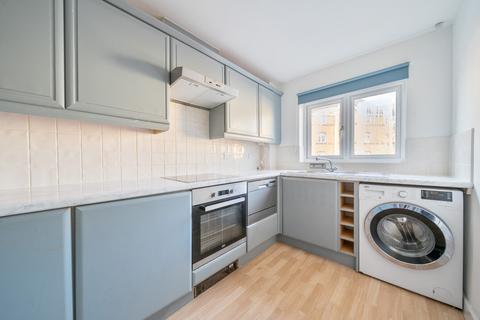 2 bedroom flat for sale, Park Mews, Park Gate, Southampton, SO31