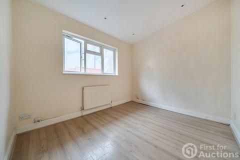 undefined, Doggett Road, London