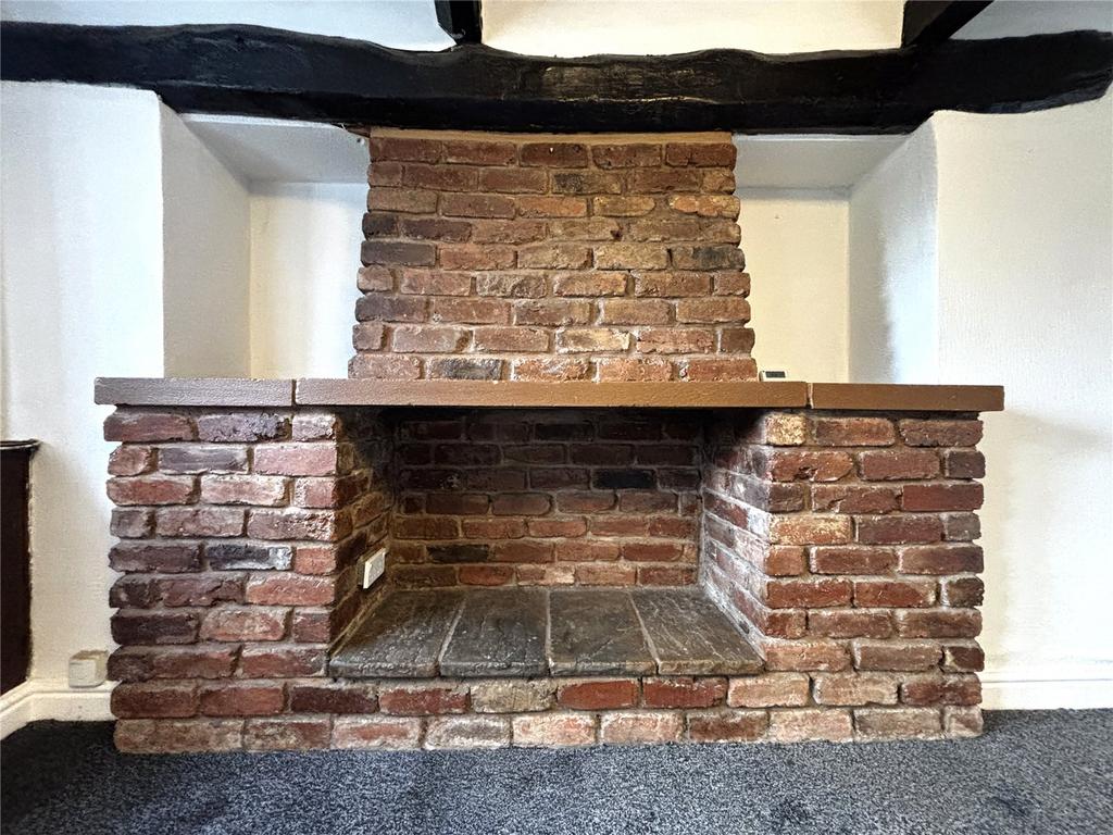 Feature Fireplace
