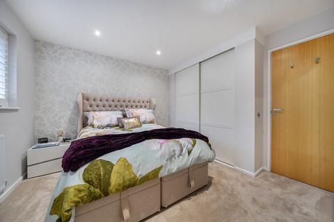 4 bedroom detached house for sale, Field Park, Berkshire RG12