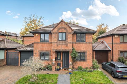 undefined, Field Park, Berkshire RG12