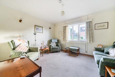 undefined, Hamilton Avenue, Cobham, KT11