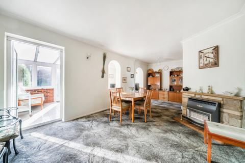undefined, Hamilton Avenue, Cobham, KT11